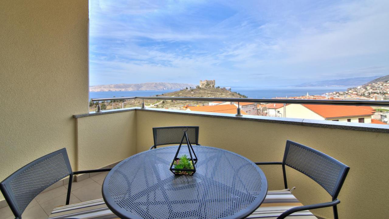 Apartments Luka - Villa Sunce Сен Екстериор снимка