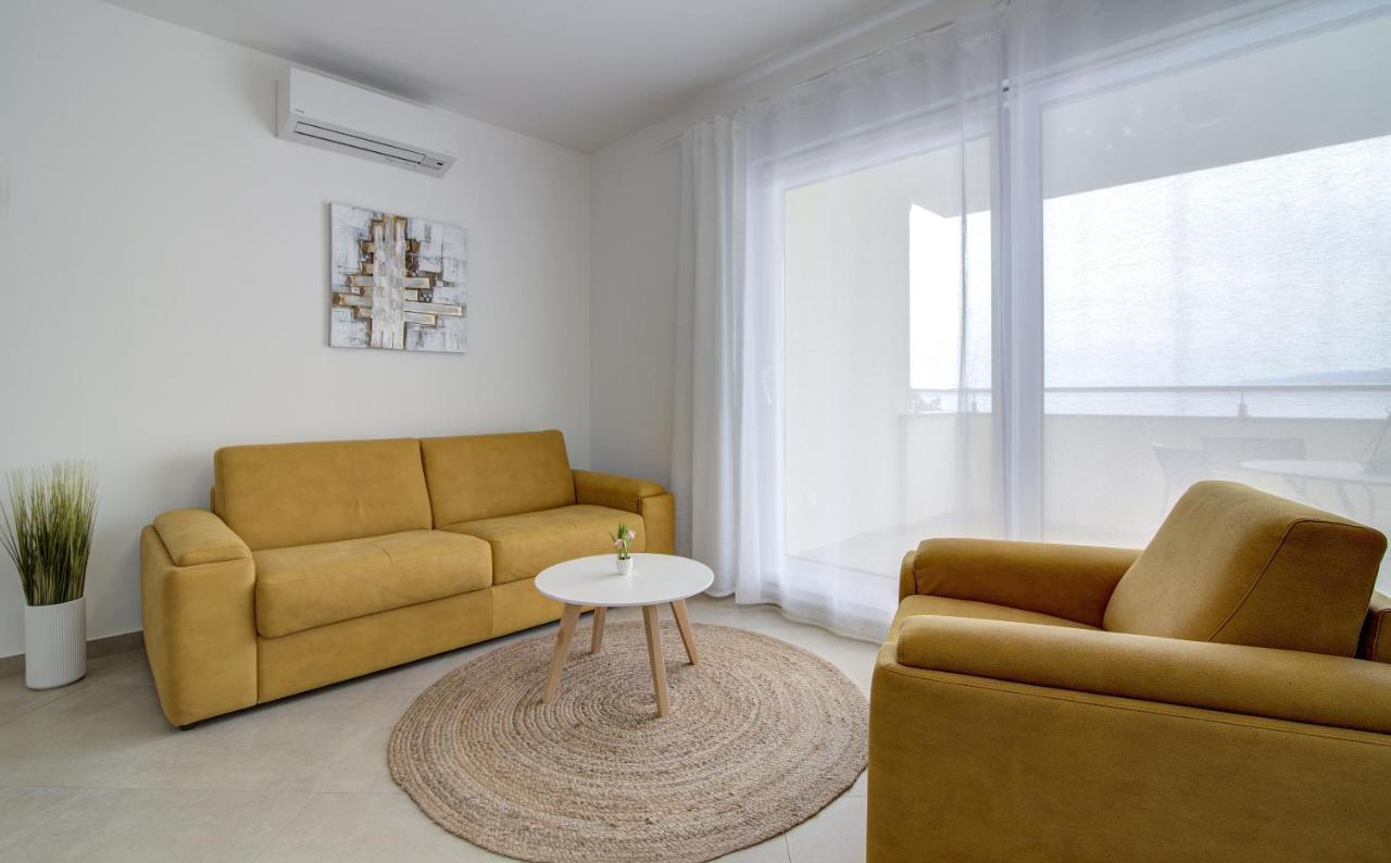 Apartments Luka - Villa Sunce Сен Екстериор снимка